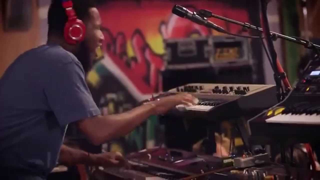 Cory Henry from Snarky Puppy rocking the keyboards live
