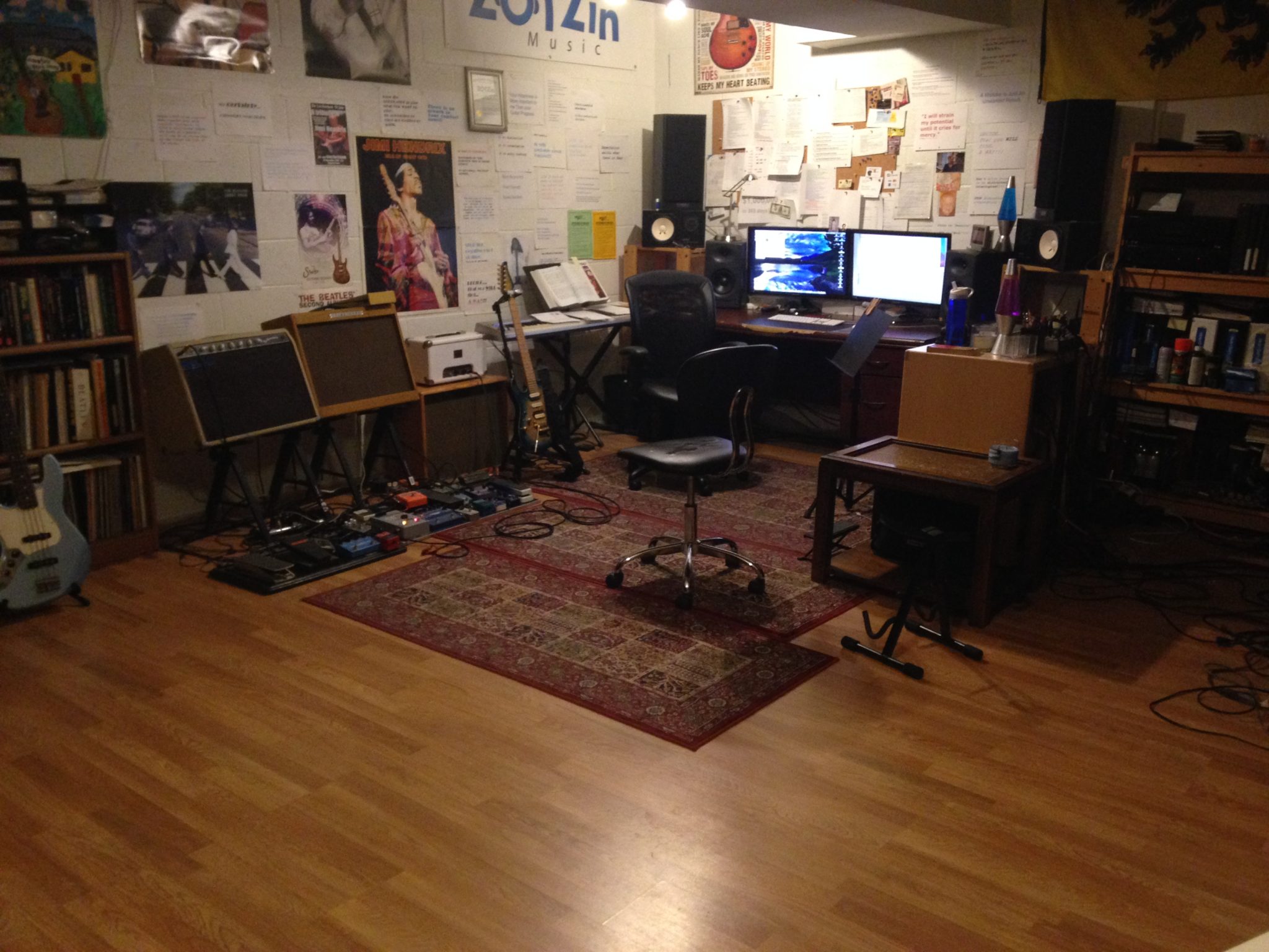 The ZOT Zin Music guitar lessons studio