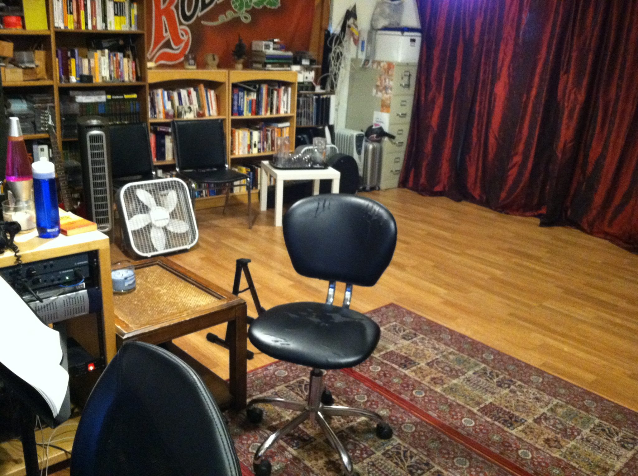 The ZOT Zin Music guitar lessons studio