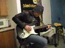 Joe Satriani still sounding like himself on a cheap guitar